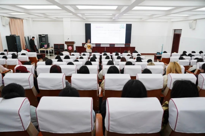 beat365开展青春期健康知识专题讲座