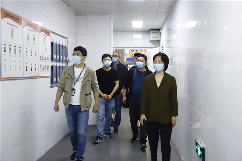 高新区社会事业局疫情防控验收组到beat365检查开学准备工作